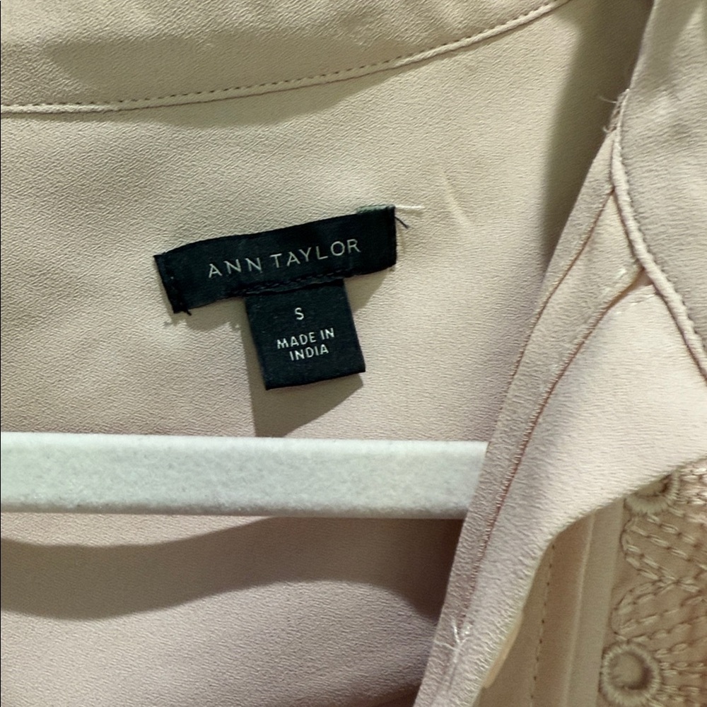 Dusty Rose Ann Taylor Blouse - Picture 2 of 5